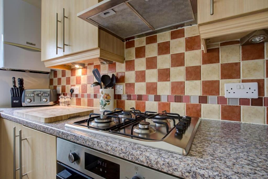 Ingledale Apartment, Ingleton, Yorkshire Dales National Park, Famous Three Peaks, Near The Lake District, Pets Are Welcome إنغيلتون المظهر الخارجي الصورة