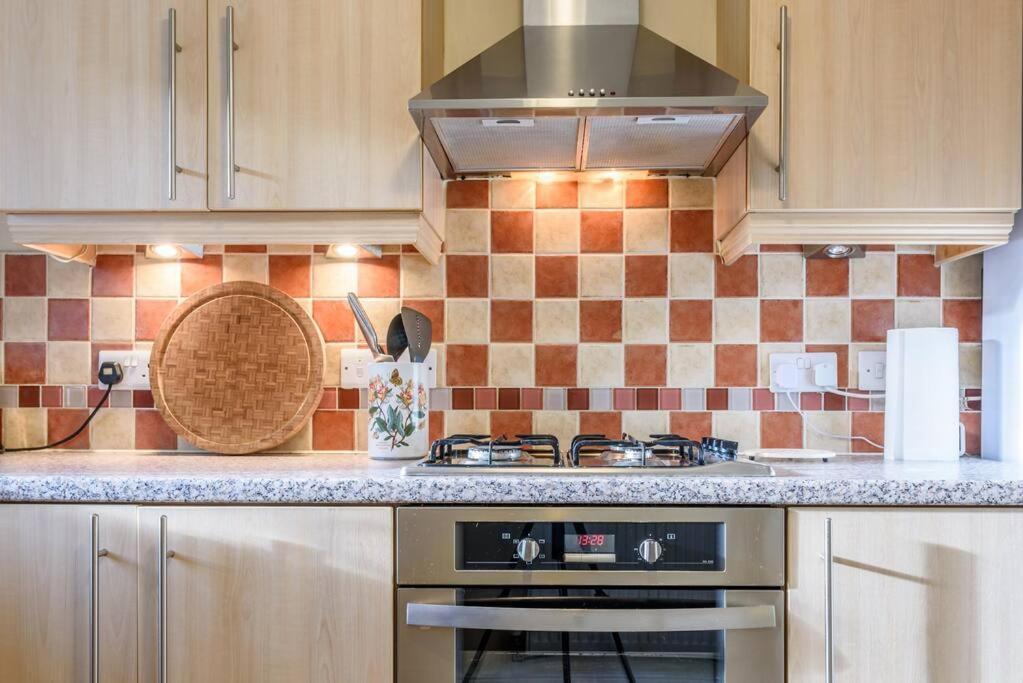 Ingledale Apartment, Ingleton, Yorkshire Dales National Park, Famous Three Peaks, Near The Lake District, Pets Are Welcome إنغيلتون المظهر الخارجي الصورة
